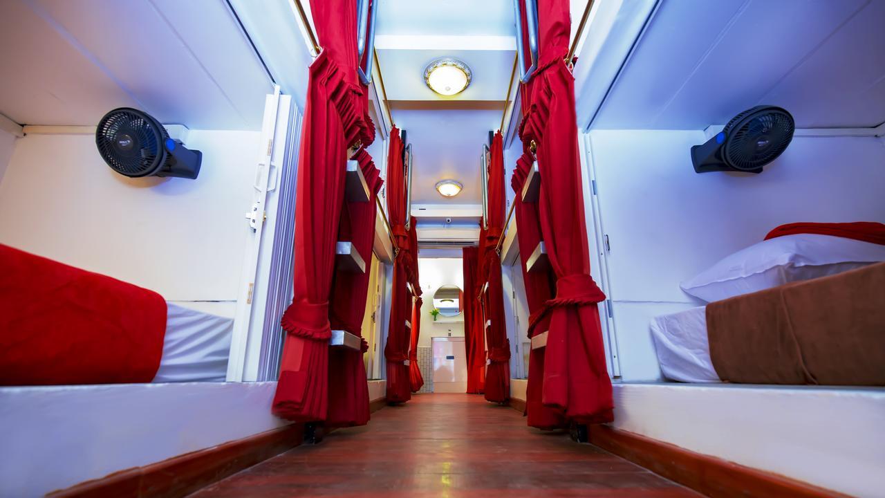 Haad Rin Beach Luxury Hostel Bagian luar foto